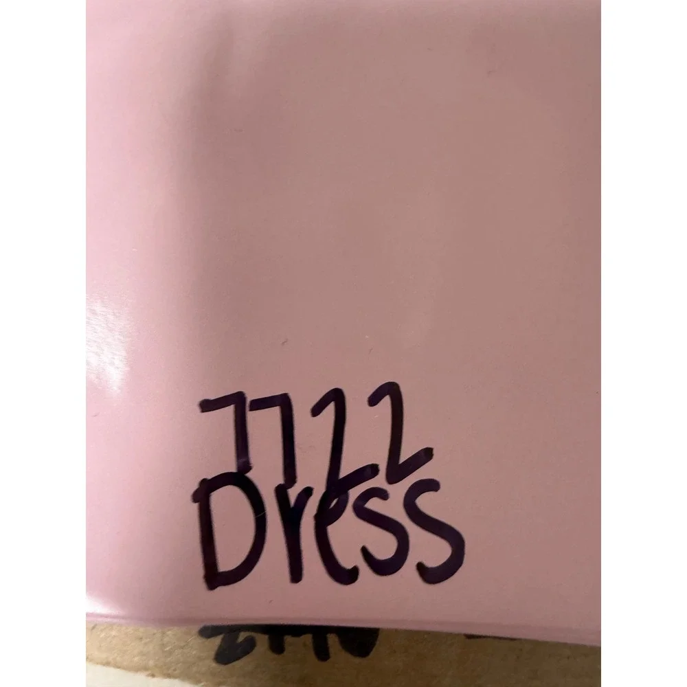 Emily White Textured V Neck Sheath Dress Size 8 Formal Business Occasion‎